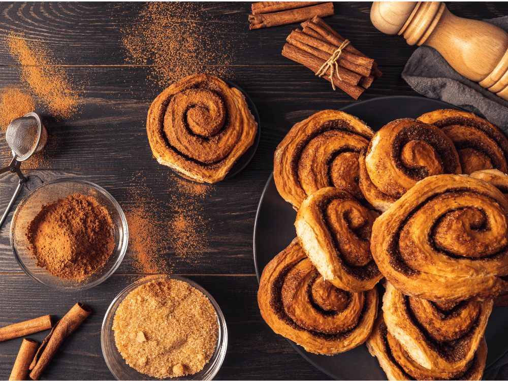 cinnamon roll cinnamon roll yg di pakai kayu manis sumatera indonesia